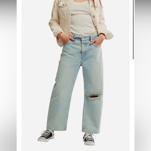 NWT We the Free Free People Deep Trance Boyfriend Jeans (size 27) - Picture 2 of 14
